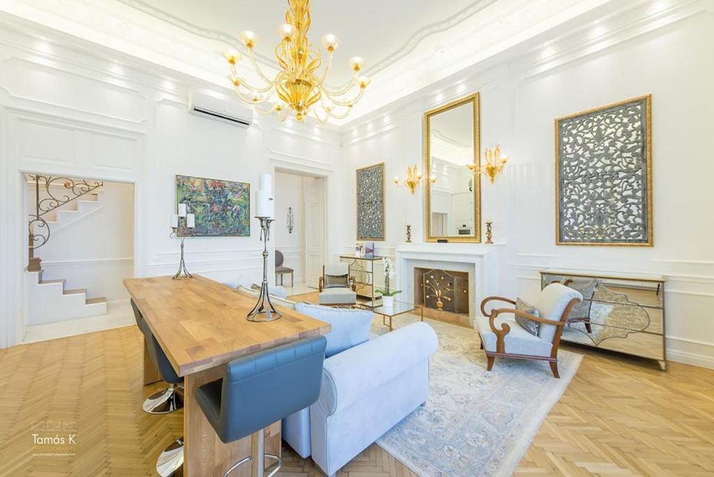 Appartement Bpr The Golden Astoria With Balcony And A/c Budapest